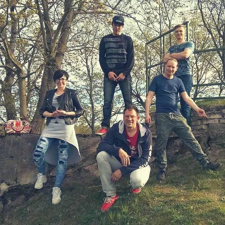 Группа «Точка опоры»