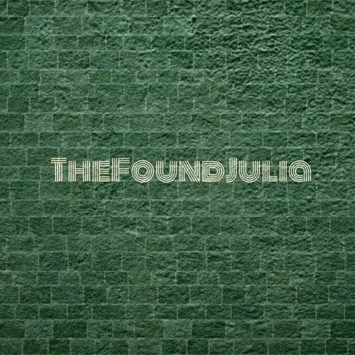 Группа «TheFoundJulia»
